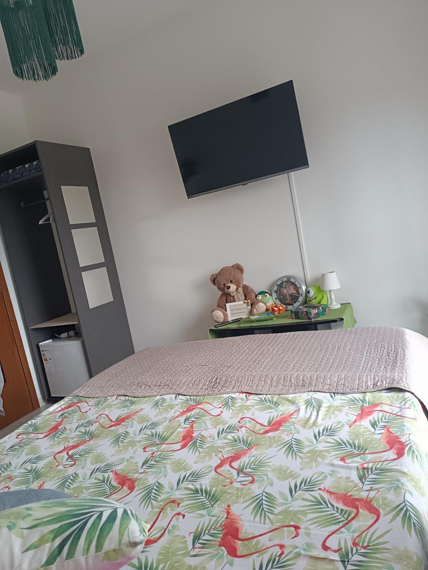 Апартаменти In Casa Zoe Венарія-Реале Екстер'єр фото